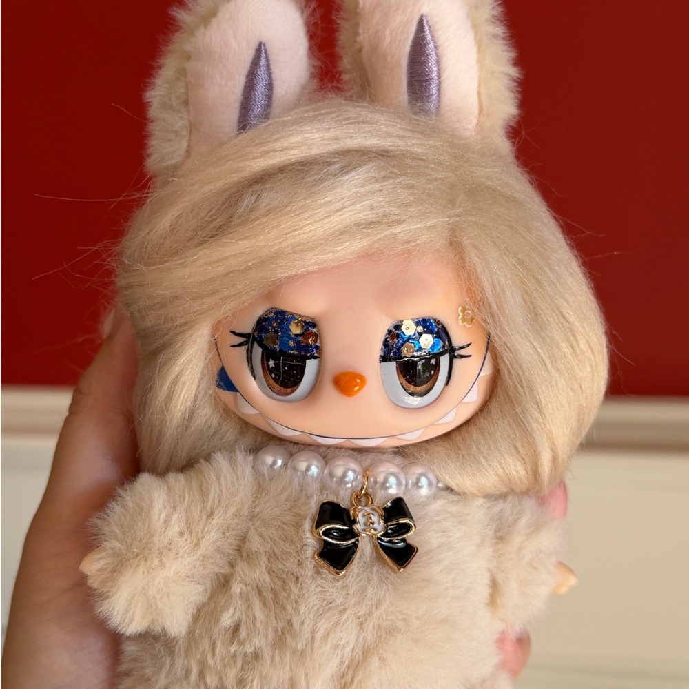 Labubu - Picture 2 of 6